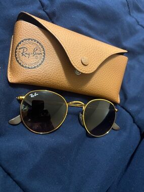 Ray-Ban Gold Frame Sunglasses with Dark Lenses and Brown Case